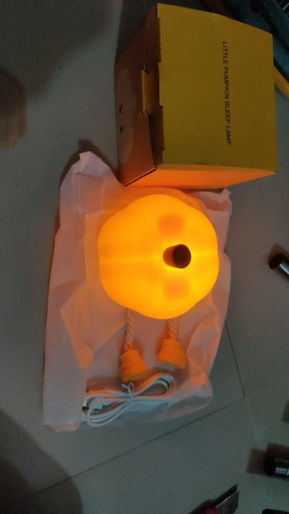 🎃 Sad Pumpkin Silicone Lamp